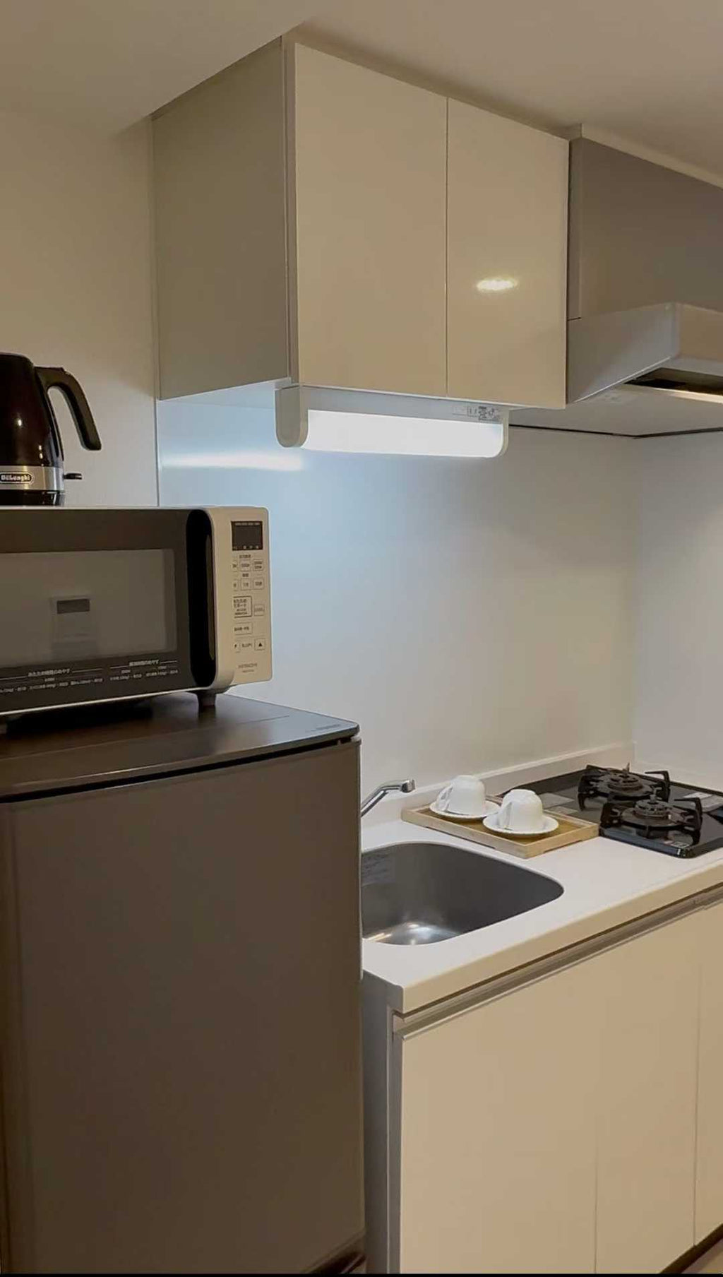 大国町高端民宿 1.8米超大双人床房型