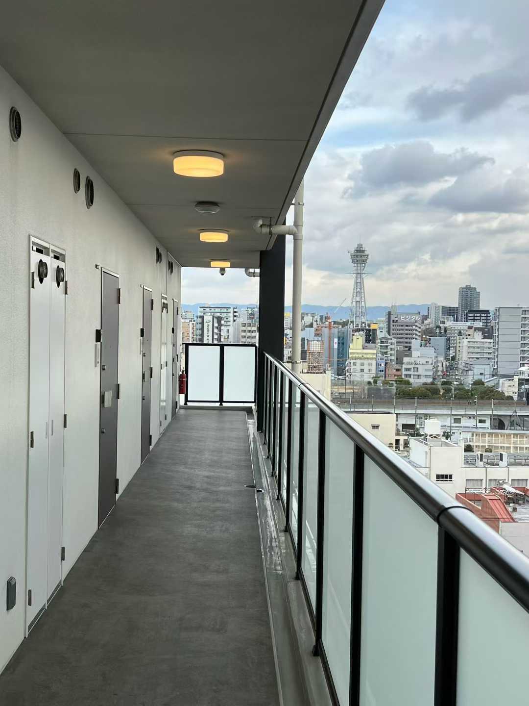 大国町高端民宿 1.8米超大双人床房型