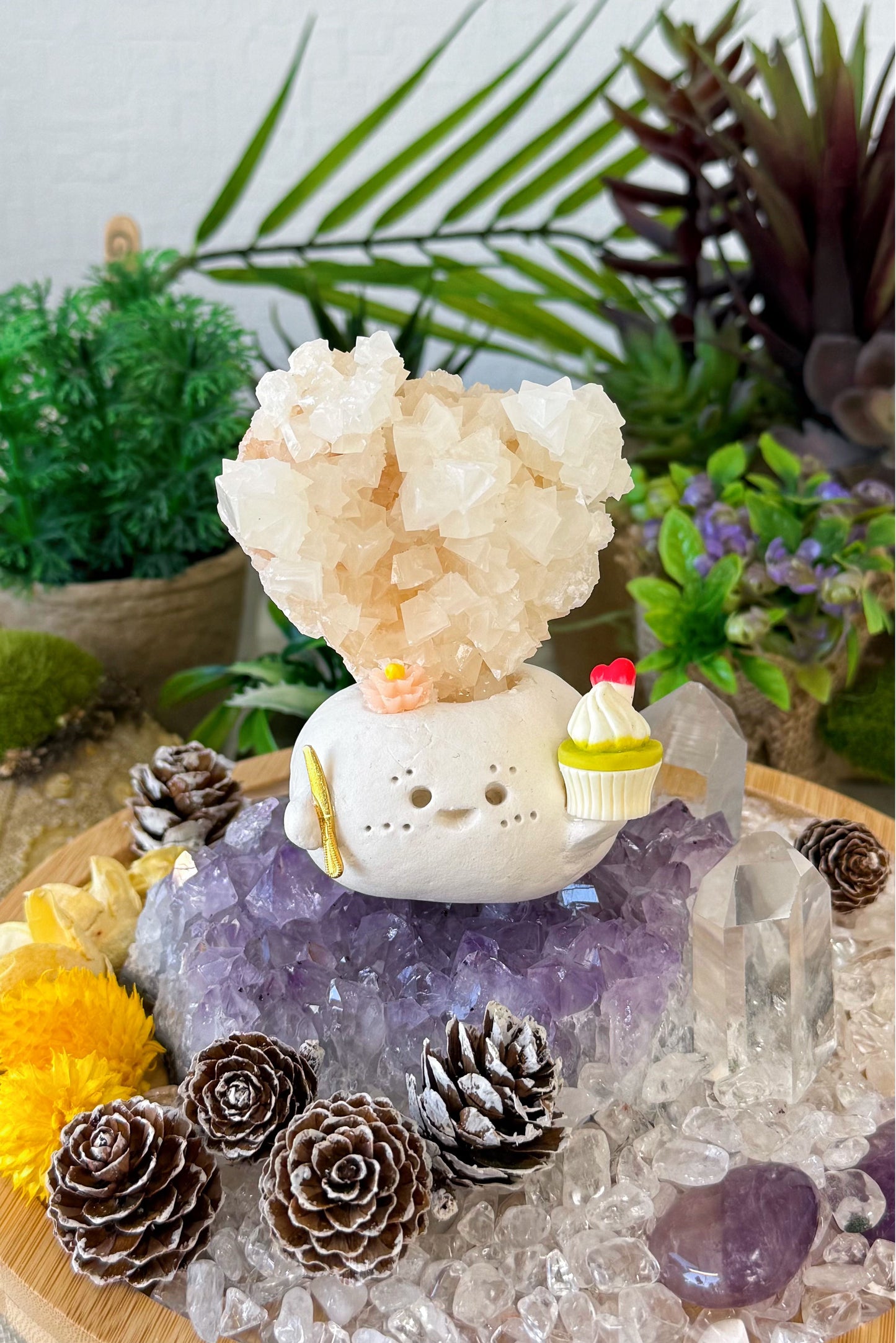 UniTama | White Calcite Mame-chan